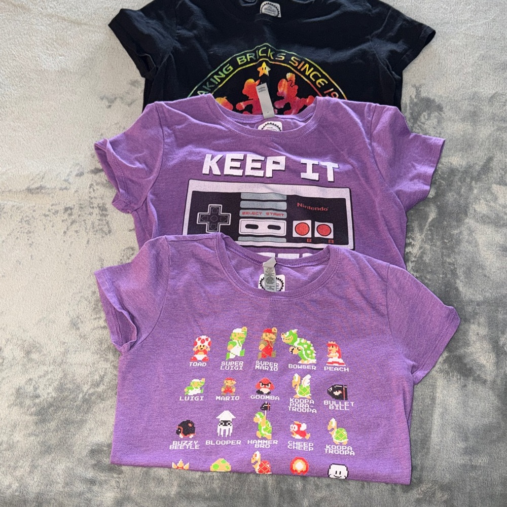 Lot of 3 Nintendo Graphic Kids T-Shirts Size 14/16